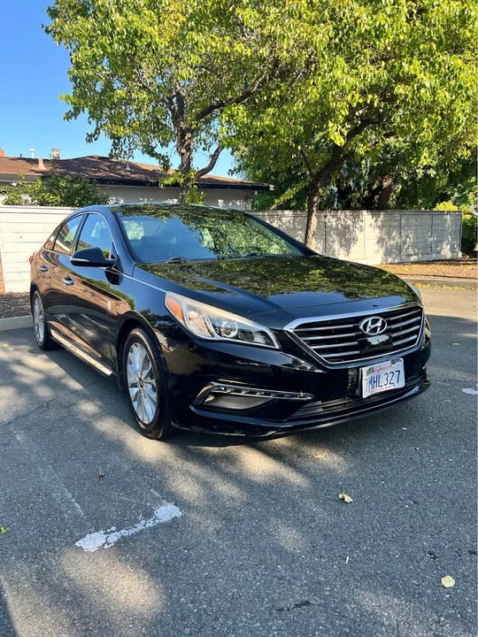 2015 Hyundai Sonata - Image 2 of 13