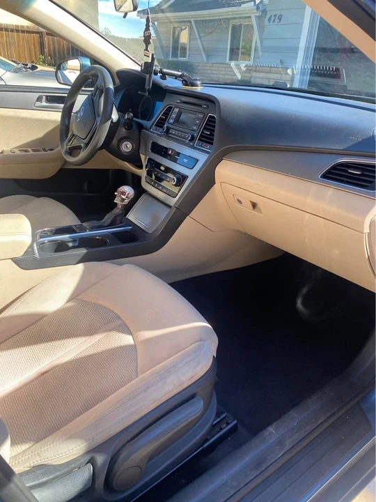 2015 Hyundai Sonata - Image 8 of 17