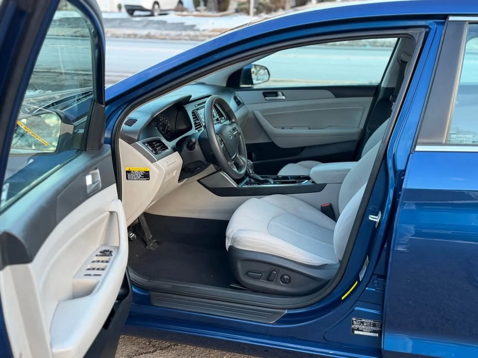 2015 Hyundai Sonata - Image 9 of 15