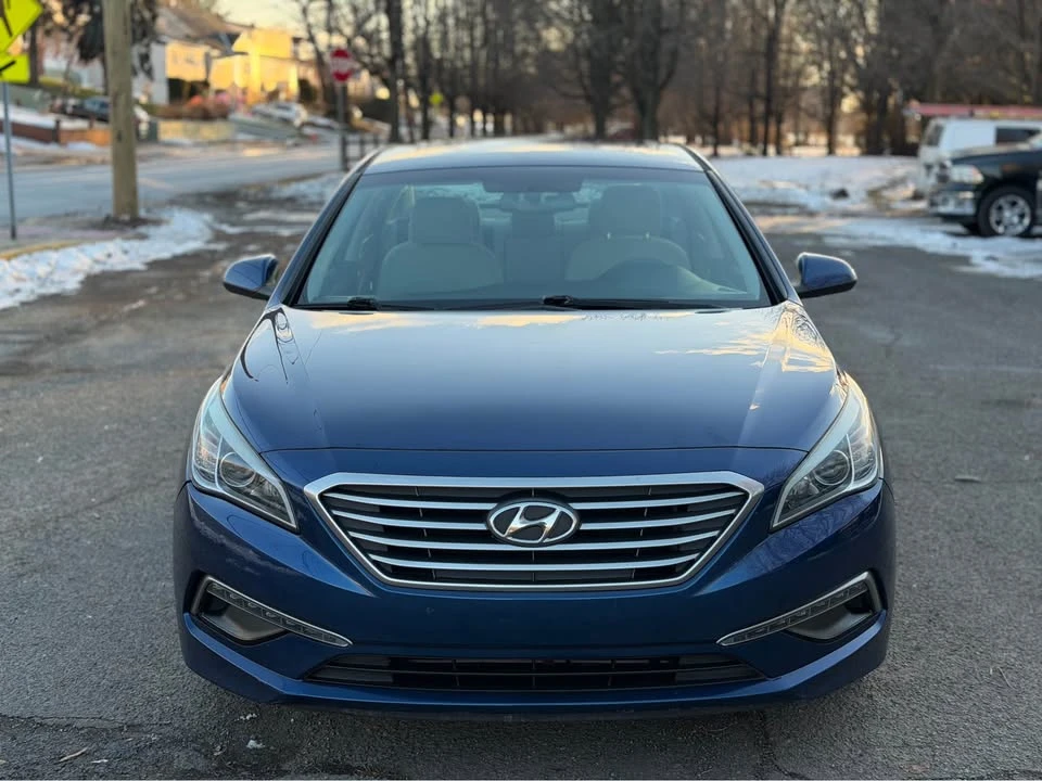 2015 Hyundai Sonata - Image 2 of 15