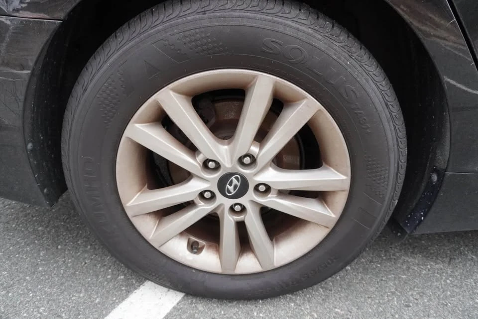 2015 Hyundai Sonata - Image 18 of 20