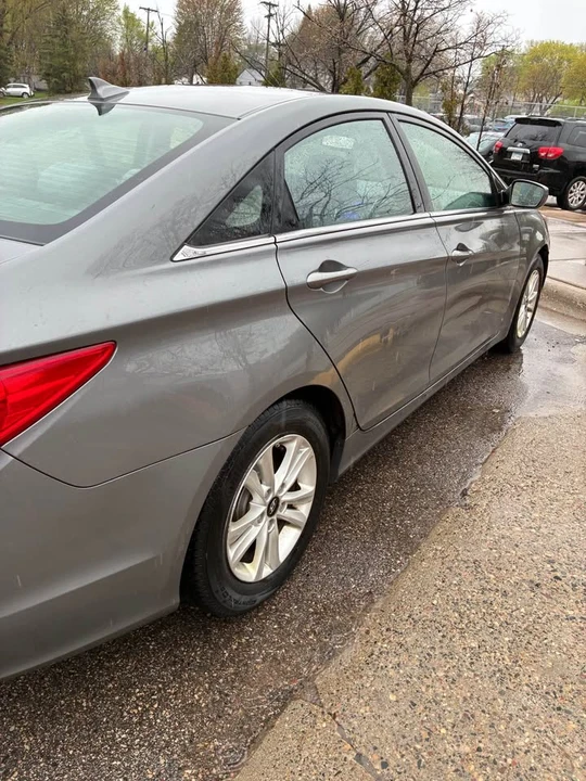 2015 Hyundai Sonata - Image 2 of 7