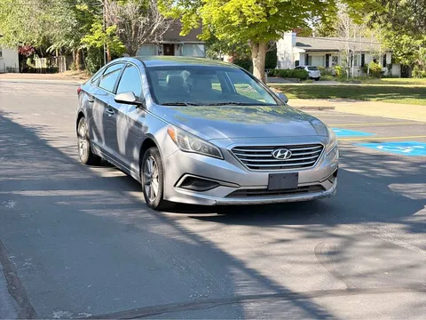 2015 Hyundai Sonata SE Sedan