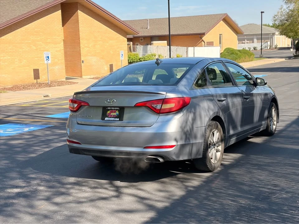 2015 Hyundai Sonata - Image 4 of 9