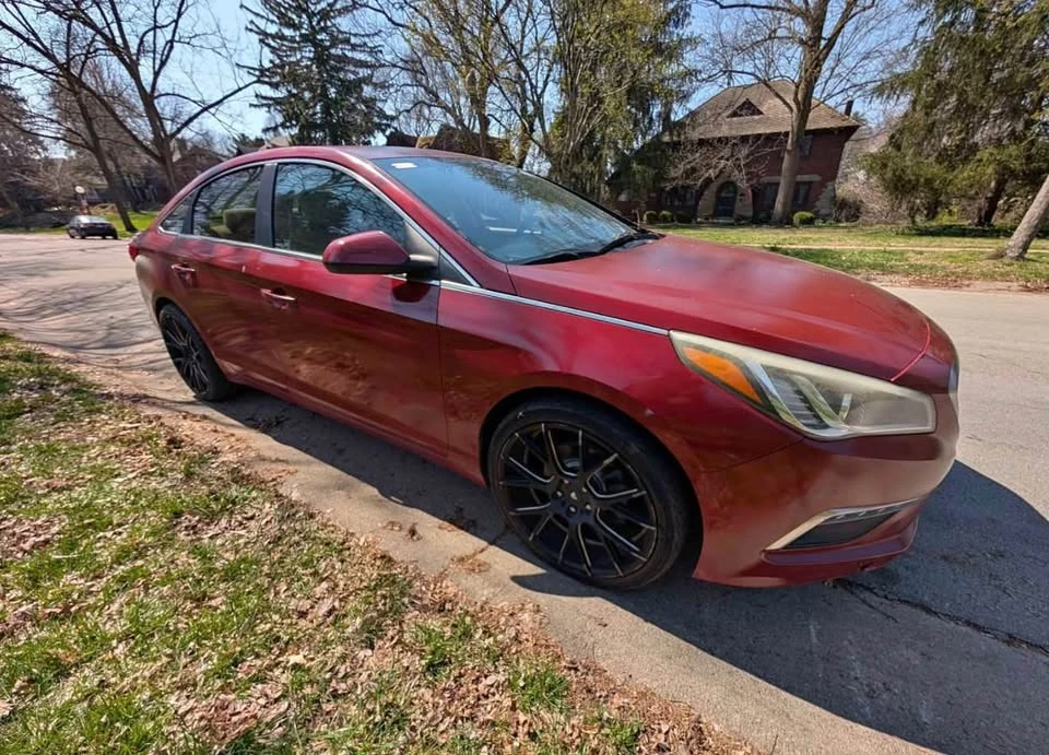 2015 Hyundai Sonata - Image 2 of 10