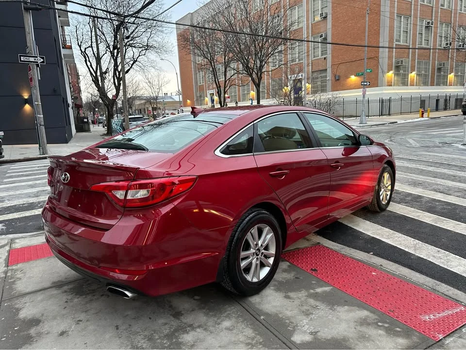 2015 Hyundai Sonata - Image 5 of 11