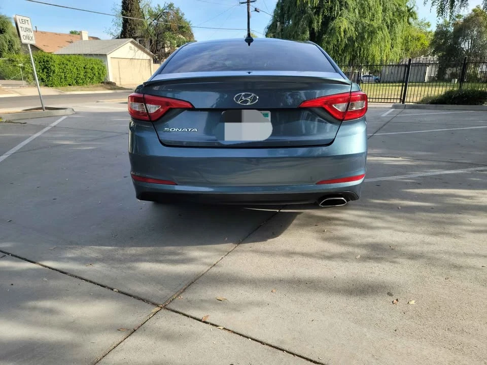 2015 Hyundai Sonata - Image 6 of 9