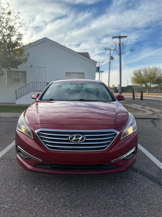 2015 Hyundai Sonata - Image 4 of 9