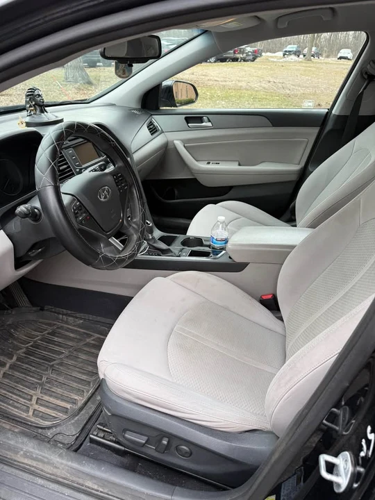 2015 Hyundai Sonata - Image 9 of 12