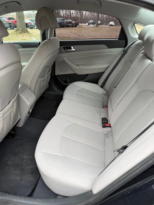 2015 Hyundai Sonata - Image 11 of 12