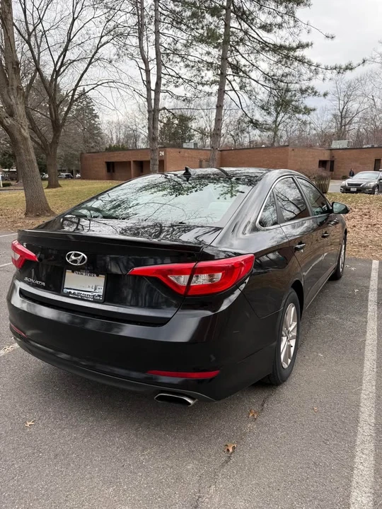 2015 Hyundai Sonata - Image 5 of 12