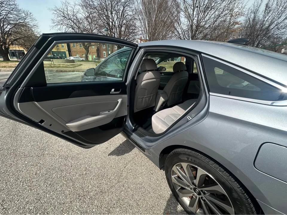 2015 Hyundai Sonata - Image 6 of 14