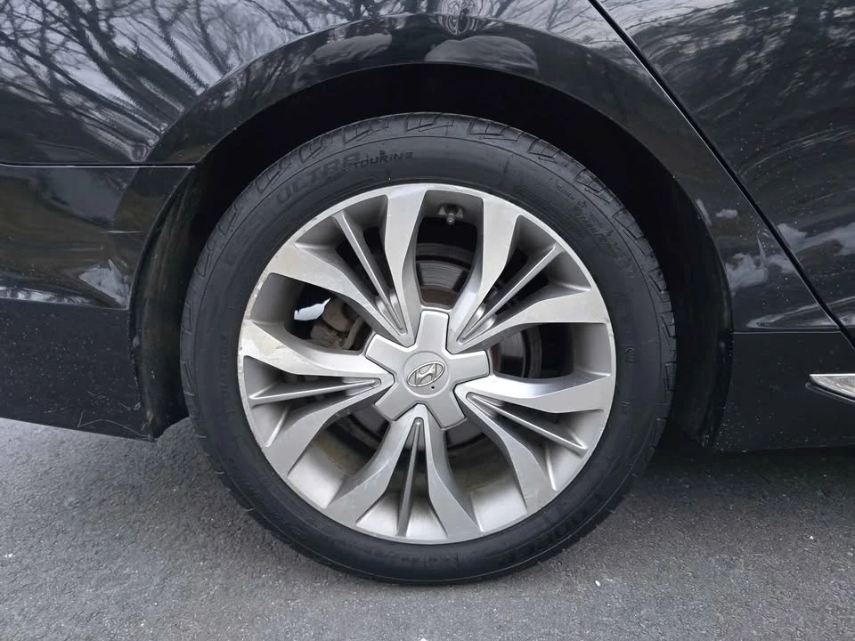 2015 Hyundai Sonata - Image 11 of 19