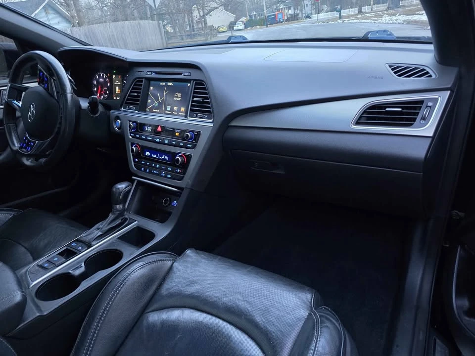 2015 Hyundai Sonata - Image 15 of 19