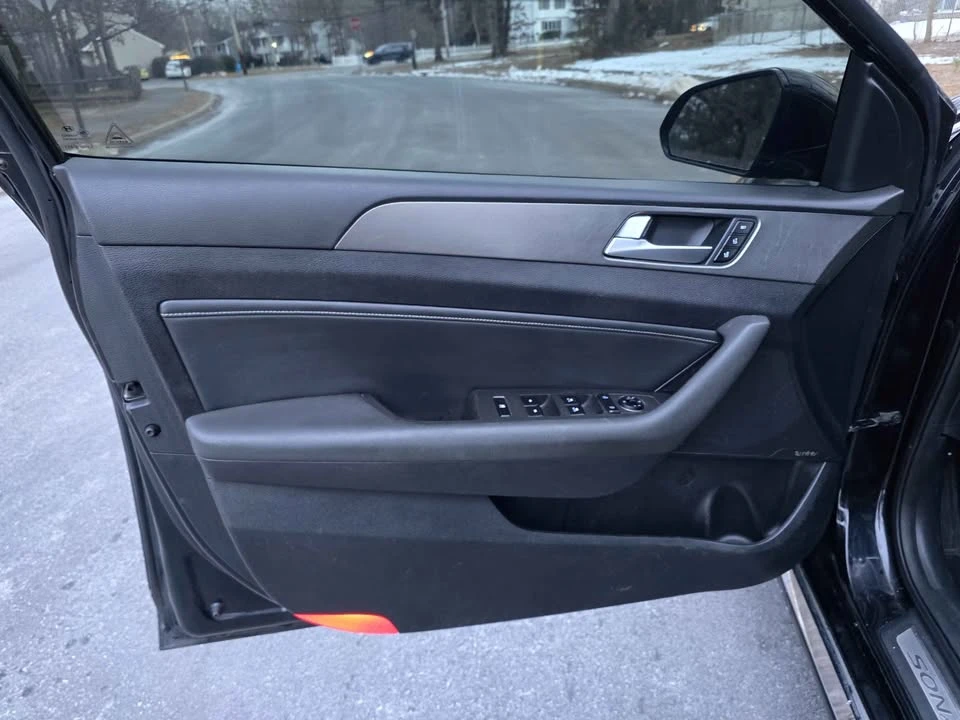 2015 Hyundai Sonata - Image 13 of 19
