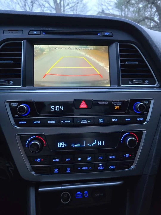 2015 Hyundai Sonata - Image 17 of 19