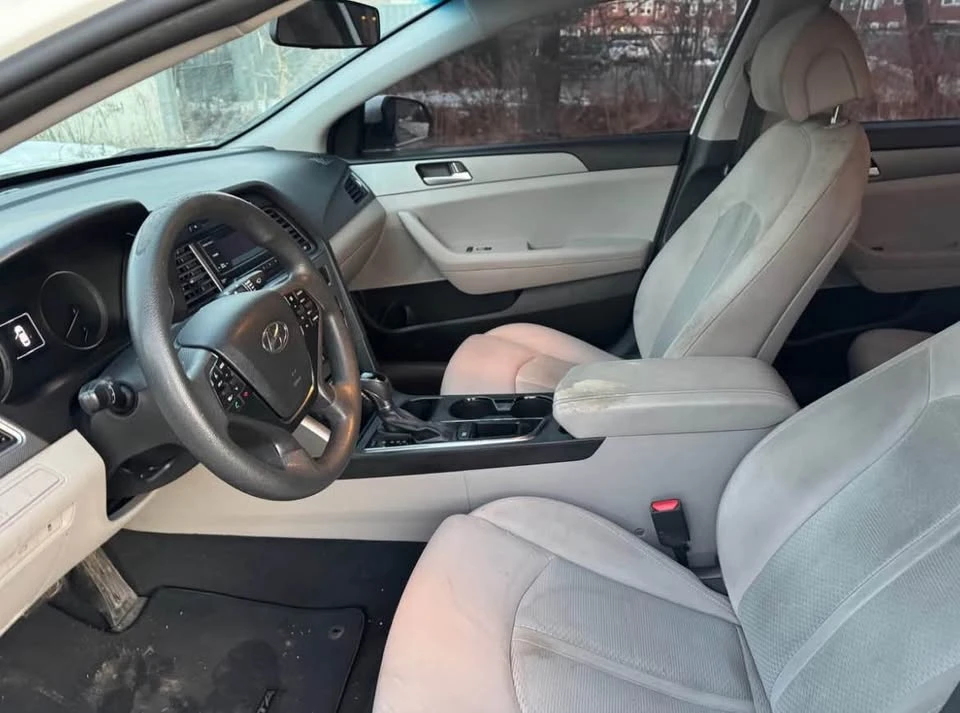 2015 Hyundai Sonata - Image 8 of 10