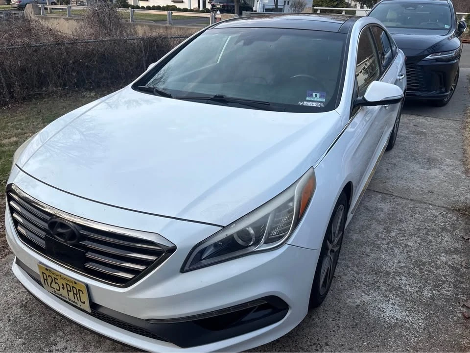 2015 Hyundai Sonata - Image 7 of 10
