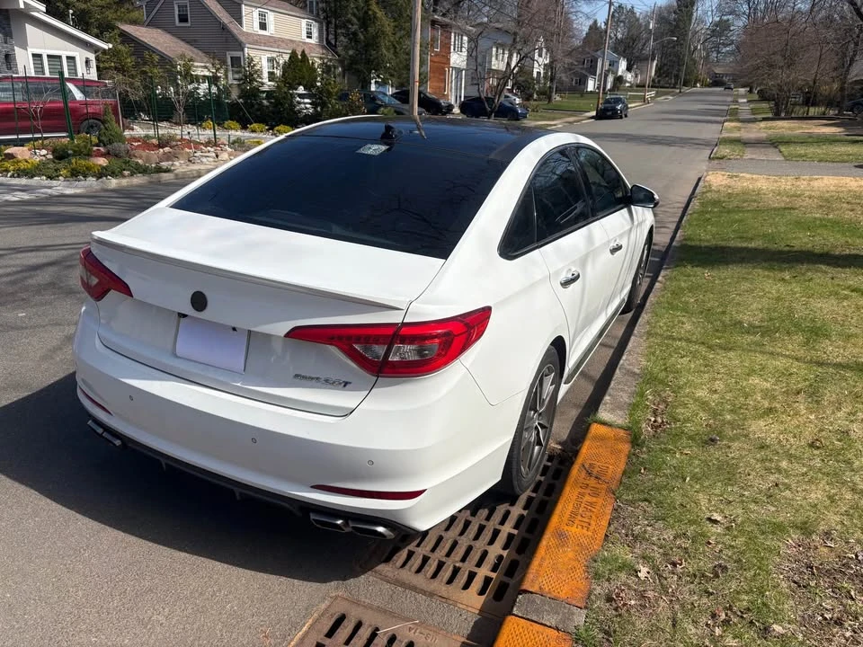 2015 Hyundai Sonata - Image 2 of 10