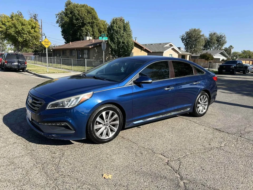 2015 Hyundai Sonata - Image 4 of 15
