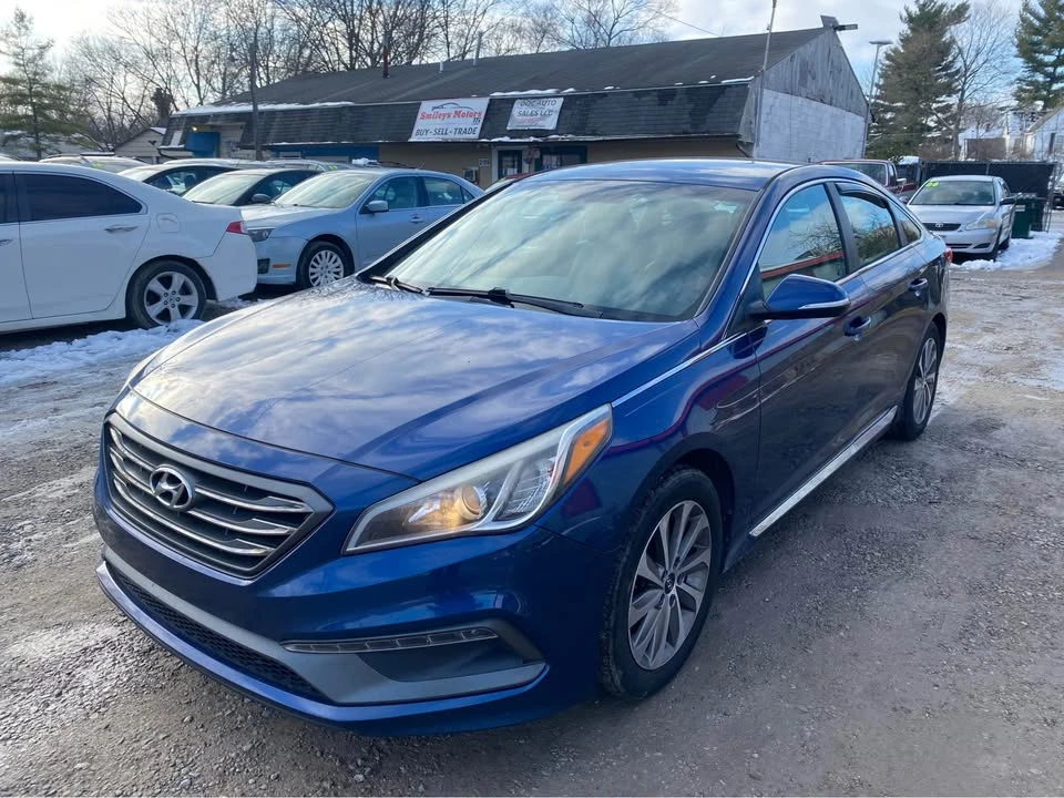 2015 Hyundai Sonata - Image 6 of 10