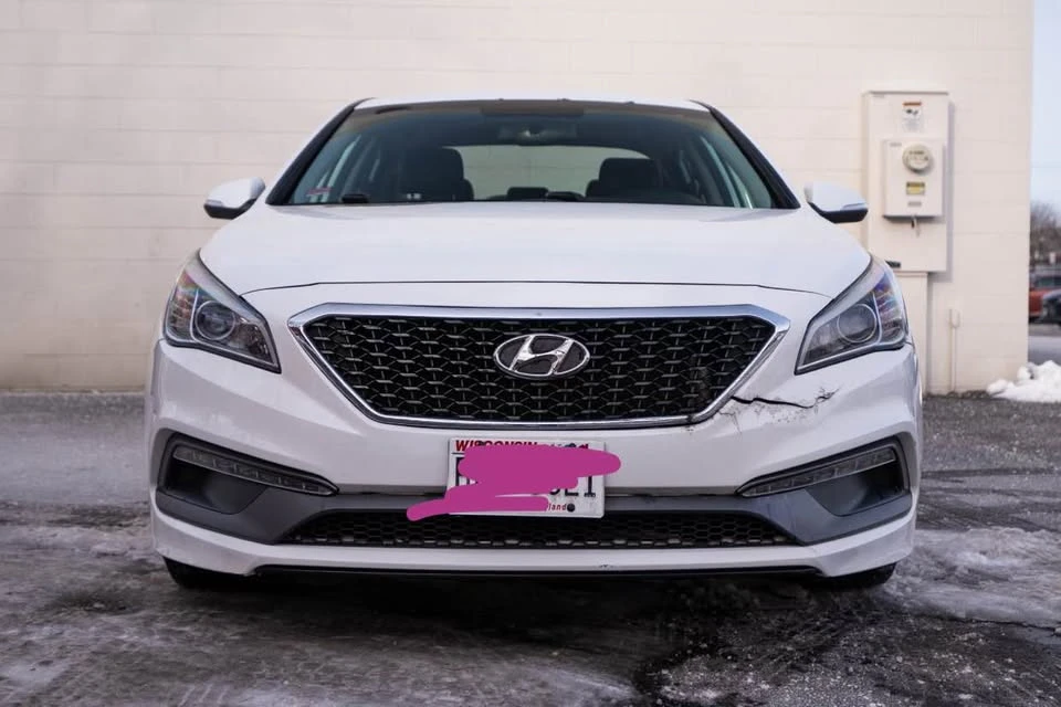 2015 Hyundai Sonata - Image 4 of 16