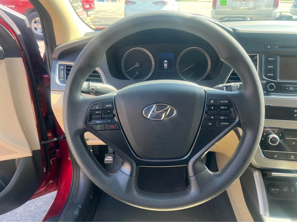 2015 Hyundai Sonata - Image 9 of 13