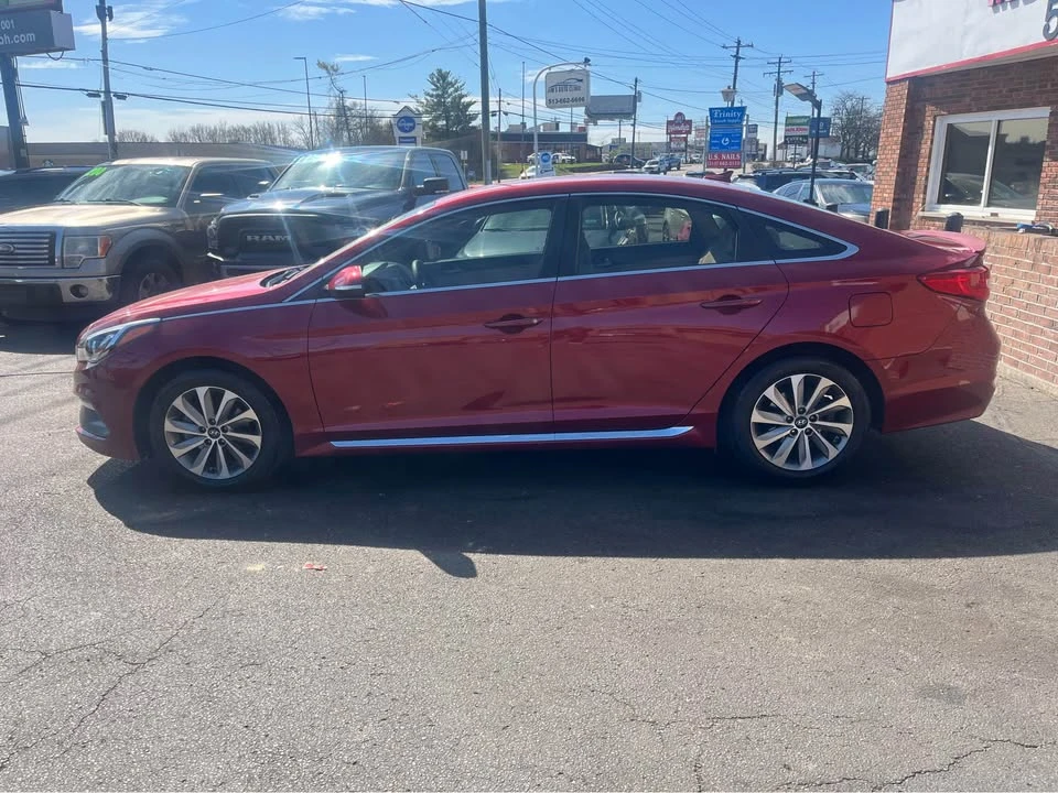 2015 Hyundai Sonata - Image 7 of 13