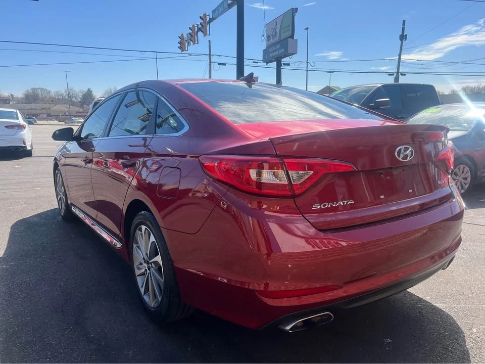 2015 Hyundai Sonata - Image 6 of 13