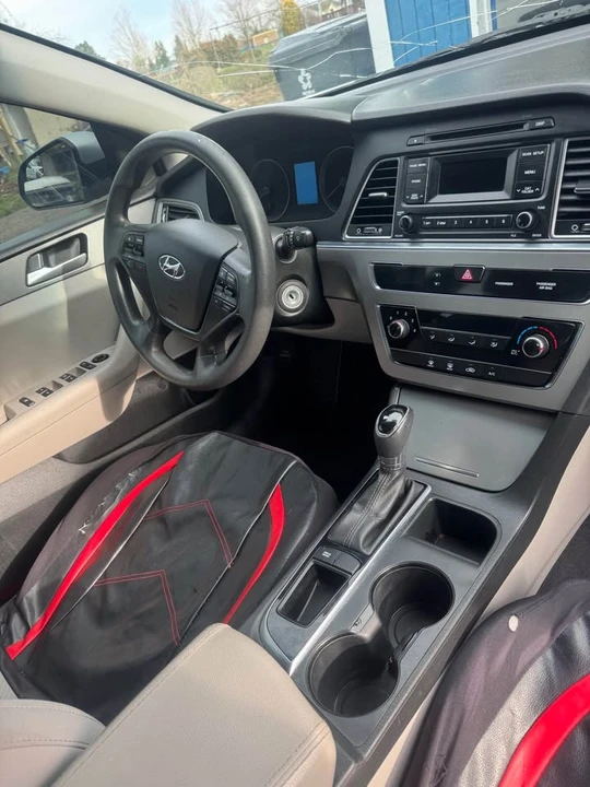 2015 Hyundai Sonata - Image 6 of 7