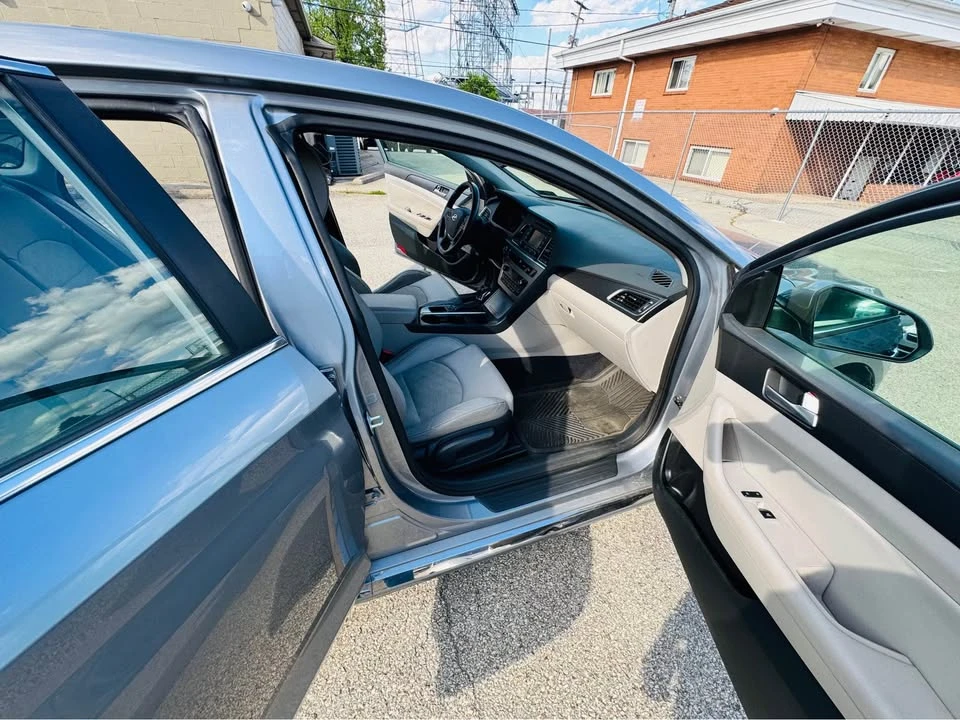 2015 Hyundai Sonata - Image 10 of 17