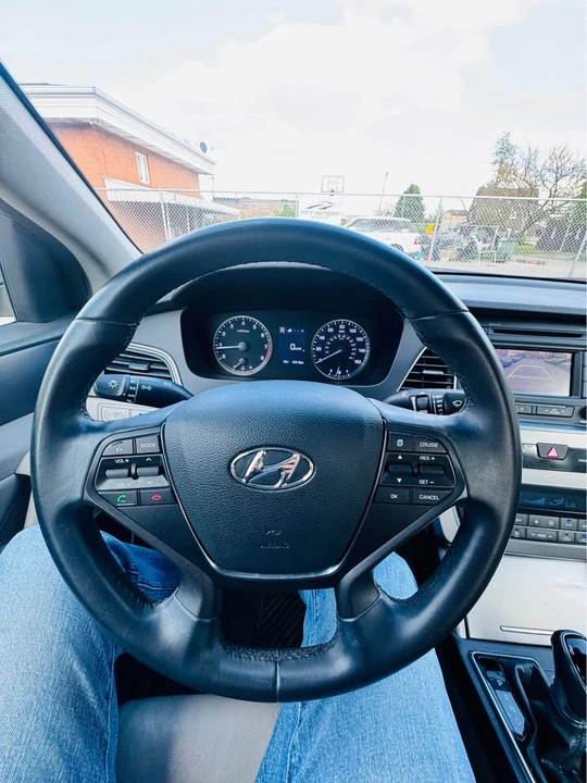 2015 Hyundai Sonata - Image 14 of 17
