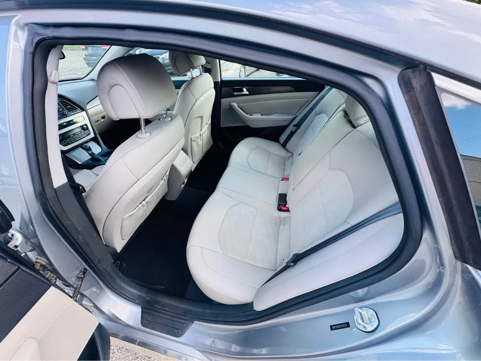 2015 Hyundai Sonata - Image 13 of 17