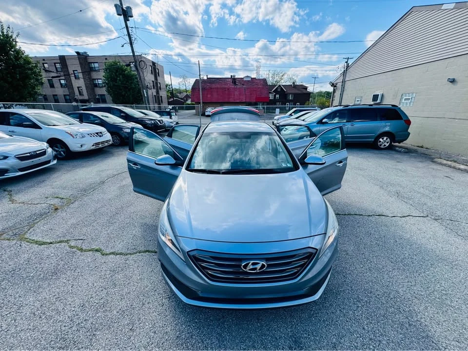 2015 Hyundai Sonata - Image 6 of 17