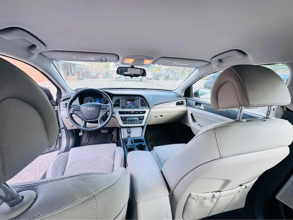 2015 Hyundai Sonata - Image 11 of 17