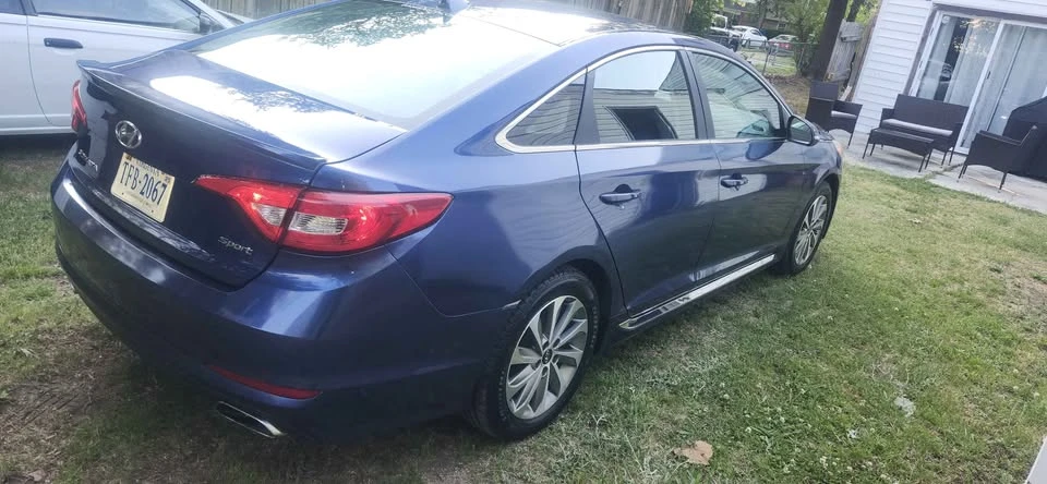 2015 Hyundai Sonata - Image 8 of 18