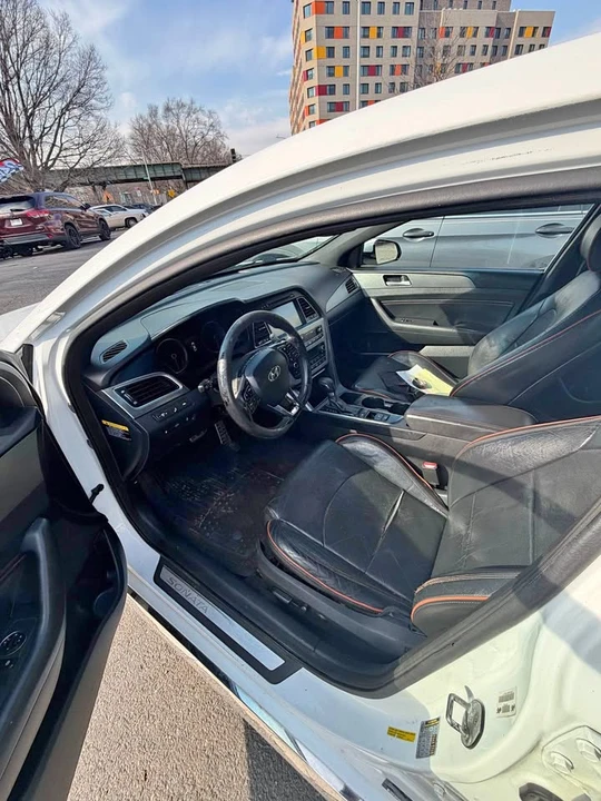2015 Hyundai Sonata - Image 2 of 9