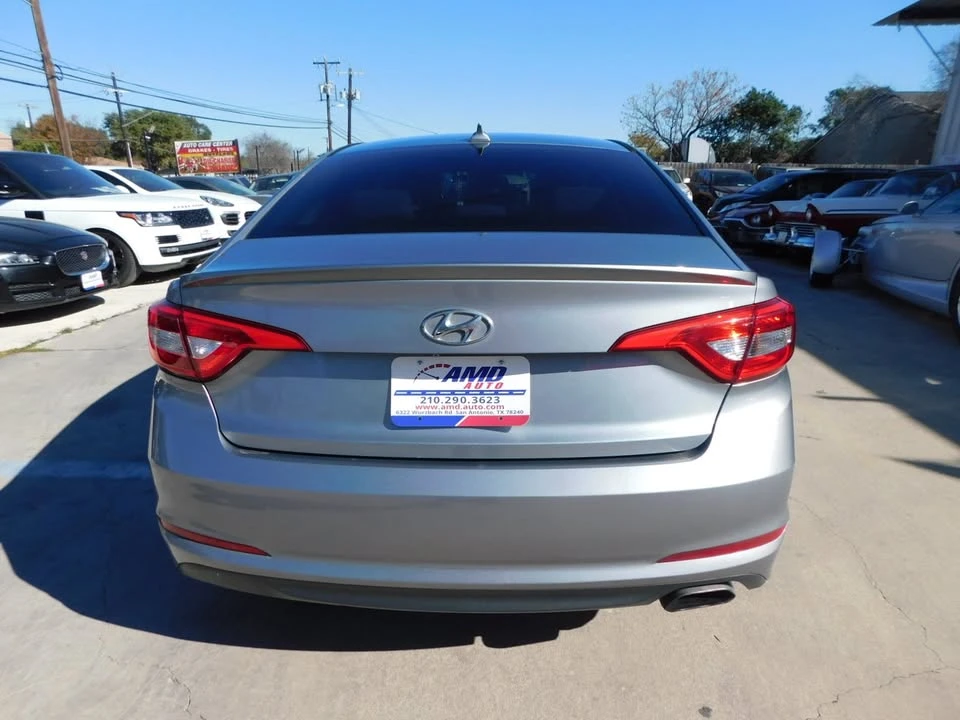 2015 Hyundai Sonata - Image 4 of 16