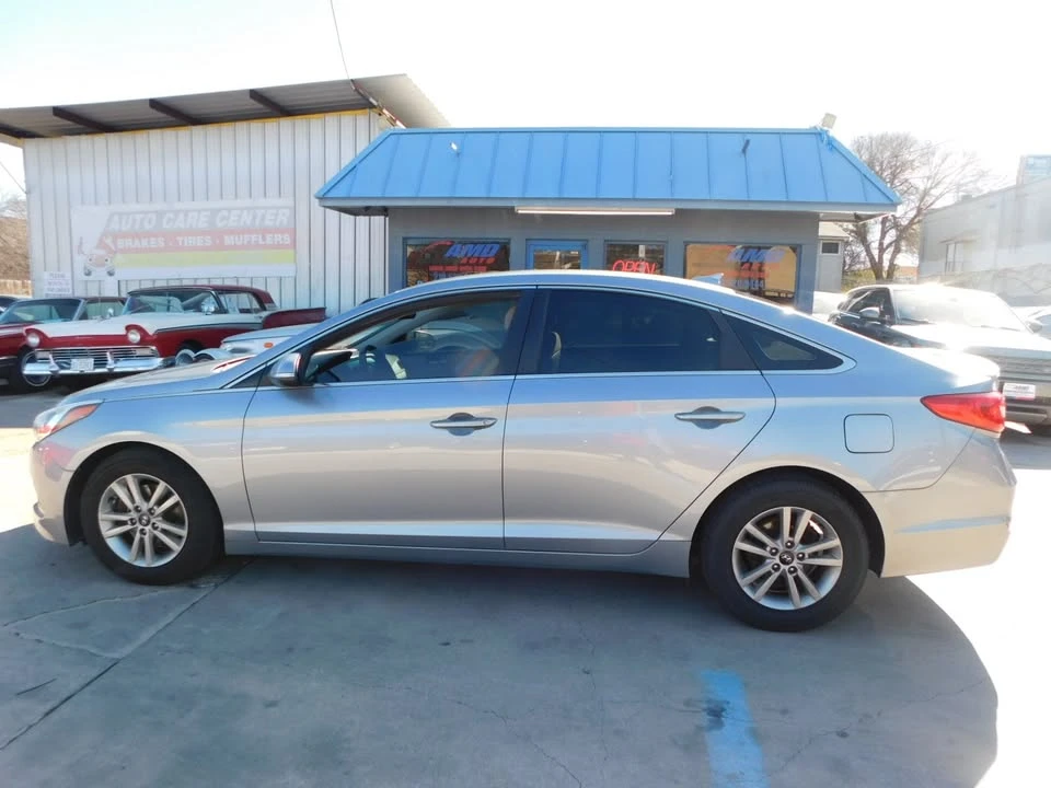 2015 Hyundai Sonata - Image 3 of 16