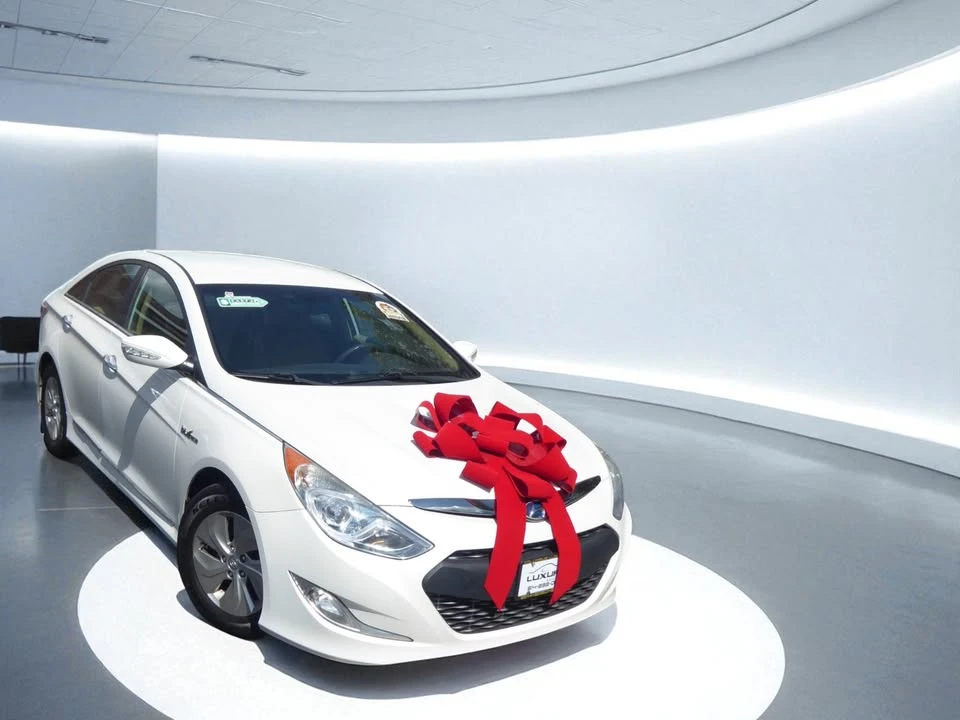 2015 Hyundai Sonata - Image 2 of 19