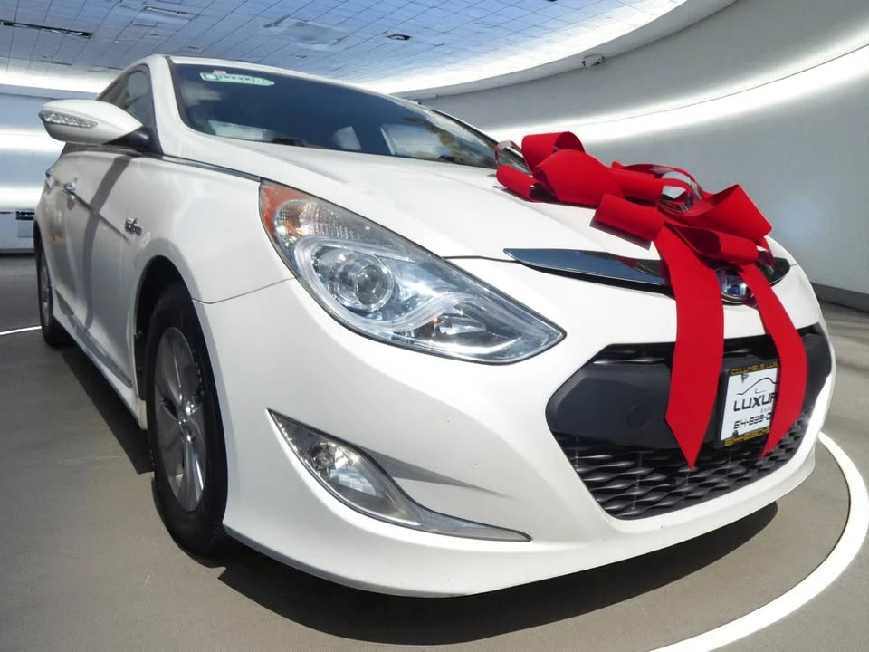 2015 Hyundai Sonata - Image 4 of 19