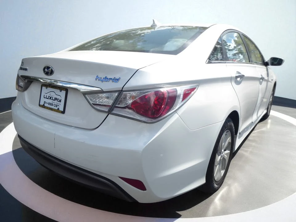 2015 Hyundai Sonata - Image 11 of 19