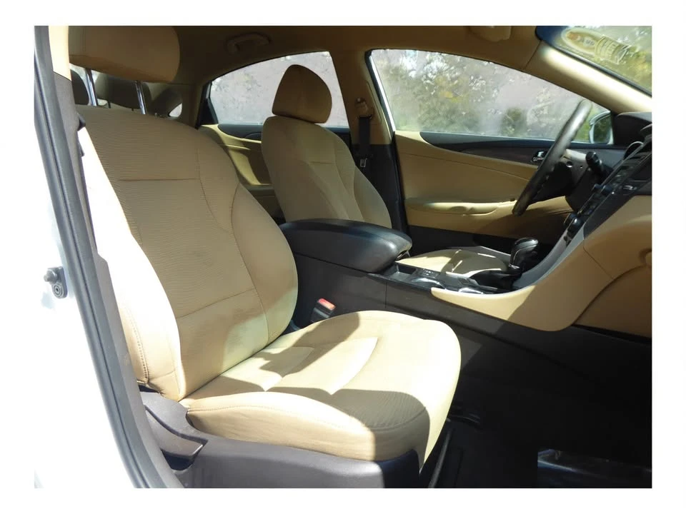 2015 Hyundai Sonata - Image 16 of 19