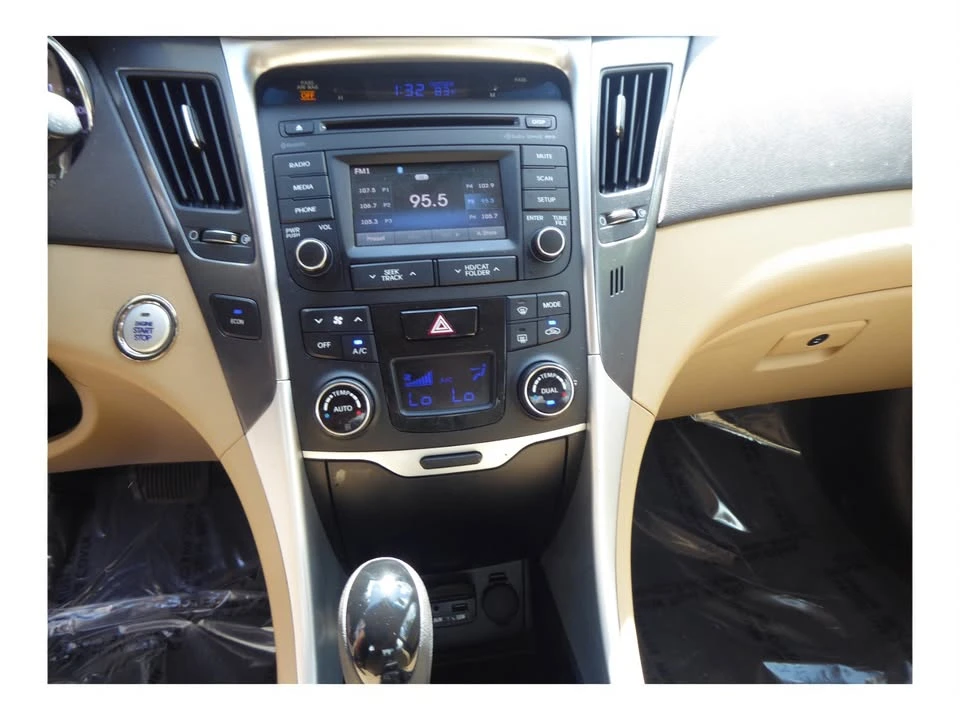 2015 Hyundai Sonata - Image 14 of 19