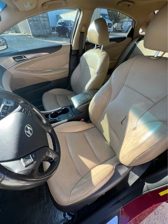 2015 Hyundai Sonata - Image 9 of 14