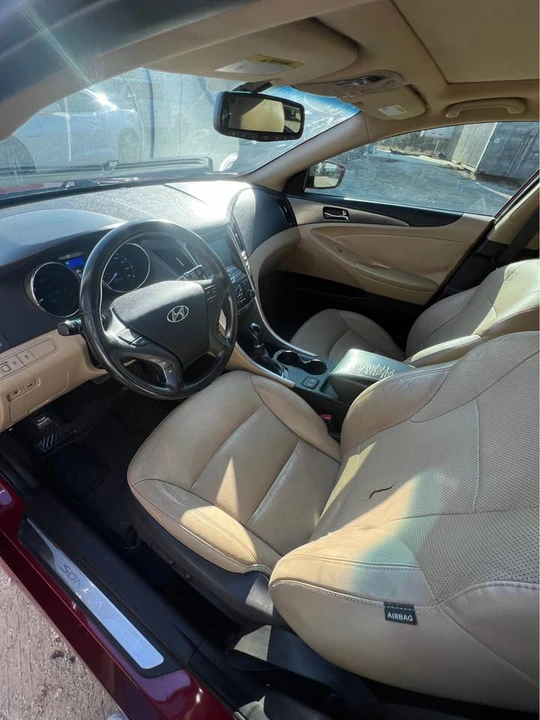 2015 Hyundai Sonata - Image 8 of 14