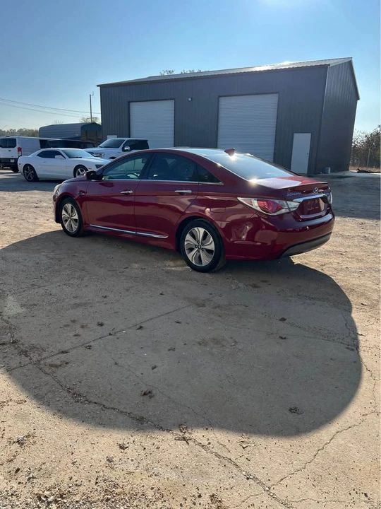 2015 Hyundai Sonata - Image 7 of 14