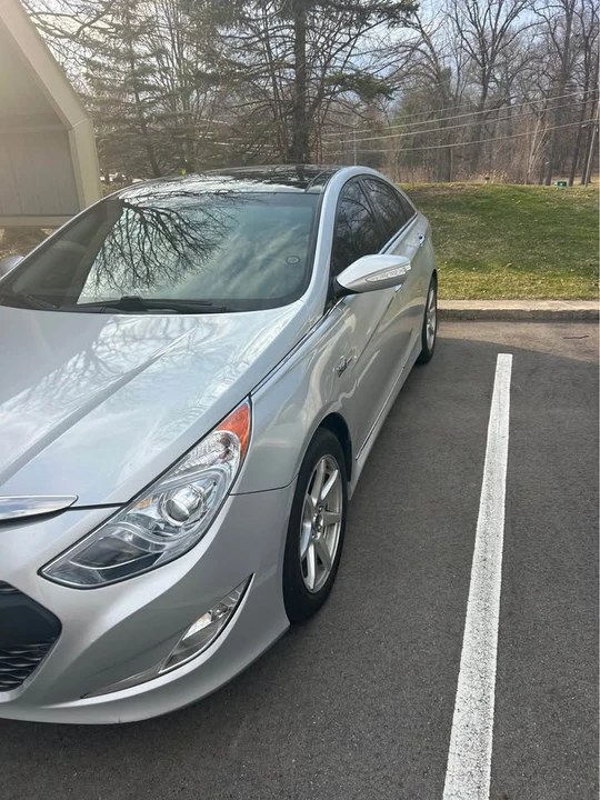 2015 Hyundai Sonata - Image 3 of 13