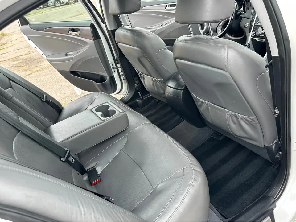 2015 Hyundai Sonata - Image 17 of 19