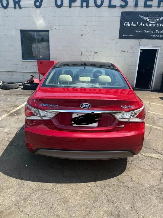 2015 Hyundai Sonata - Image 10 of 18